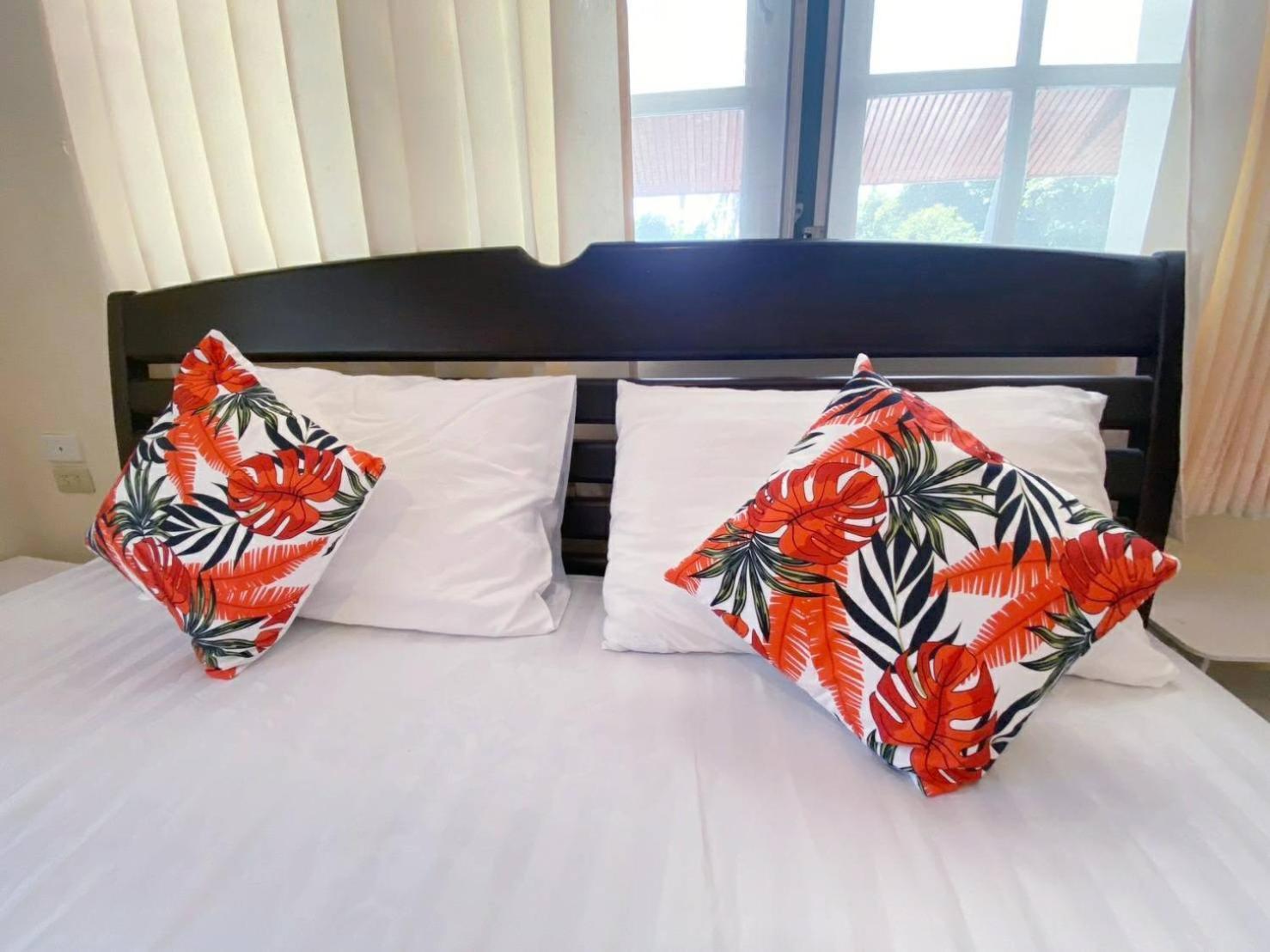Baan Golden Resort & Residences Sam Roi Yot Exterior foto