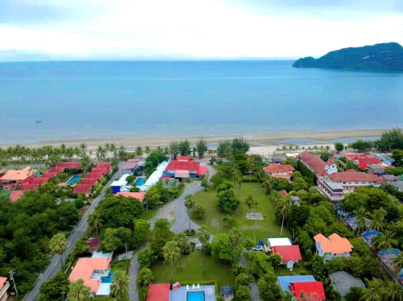Baan Golden Resort & Residences Sam Roi Yot Exterior foto