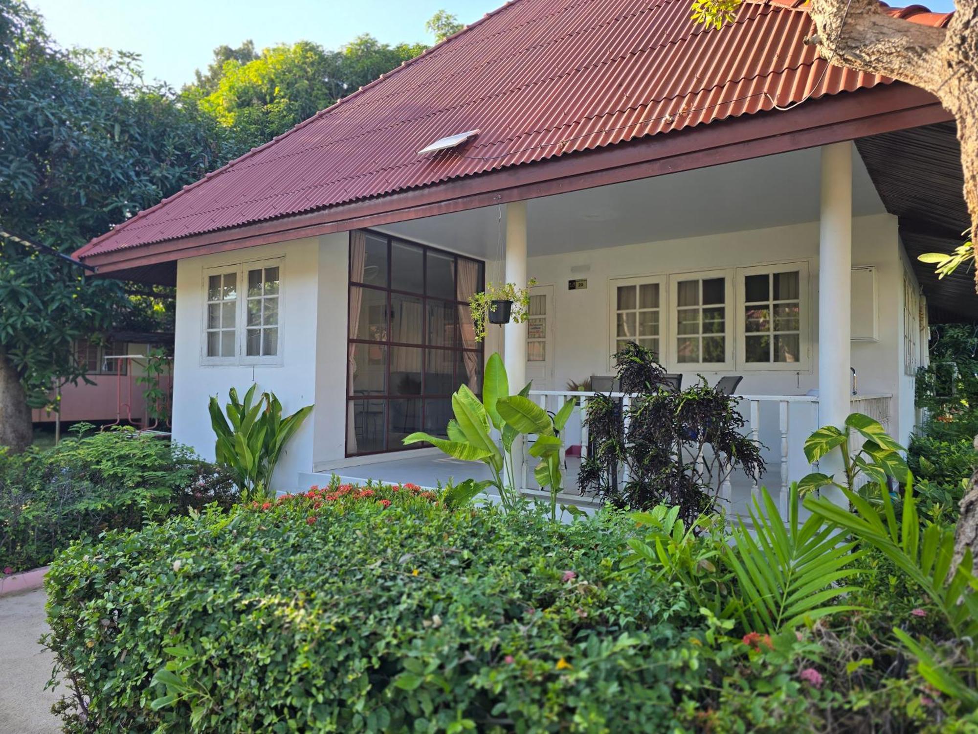 Baan Golden Resort & Residences Sam Roi Yot Exterior foto